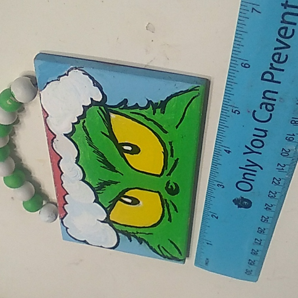 Grinch - Picture 2 of 2
